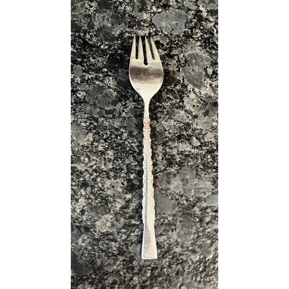 8 International Silver Company Deepsilver Silverplate 1971 Camille Salad Forks - Picture 3 of 4